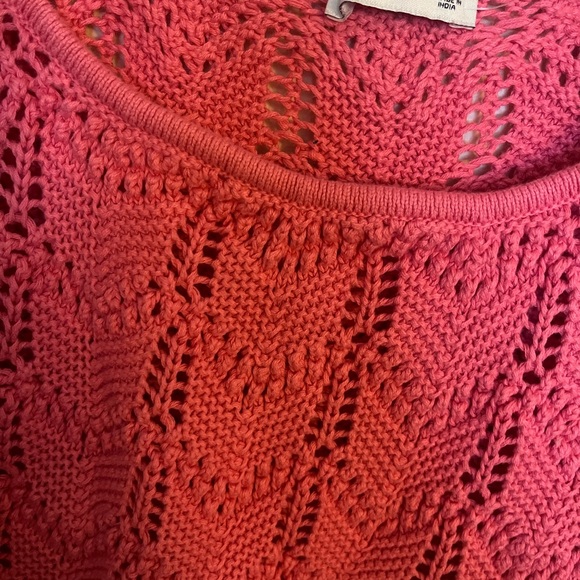 Pink crochet Hollister sweater - Picture 3 of 3
